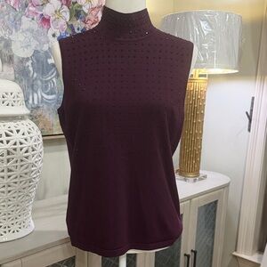 Cable & Gauge Sleeveless Burgundy Top